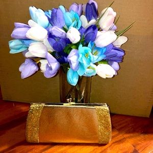 Gold Clutch